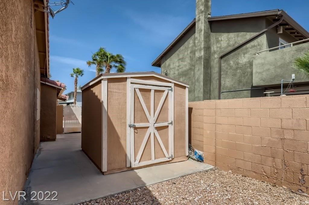 Christina Dr, Boulder City, NV 89005