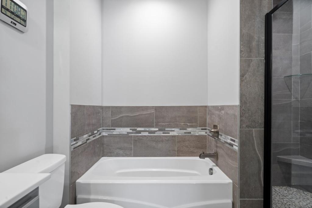 Towes Ln, Clarksville, TN 37043