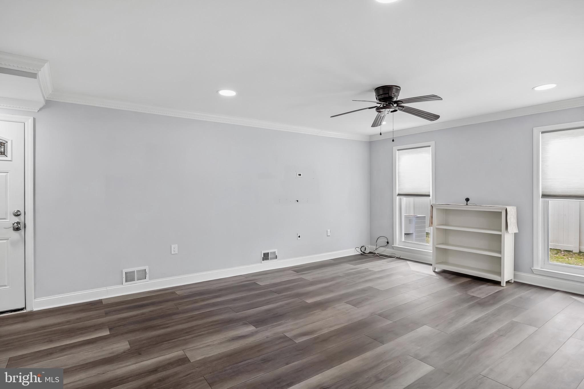 Winchester Dr, East Windsor, NJ 08520