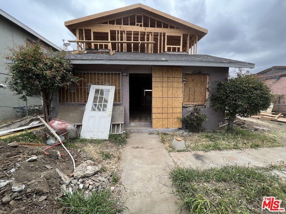 W 90th St, Los Angeles, CA 90044