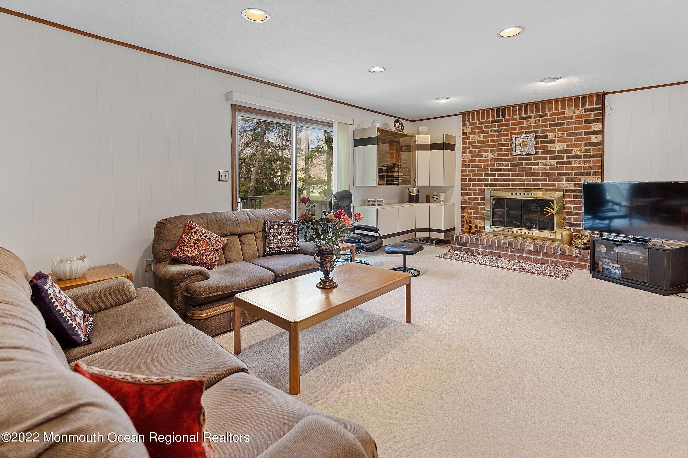 Adams St, Morganville, NJ 07751