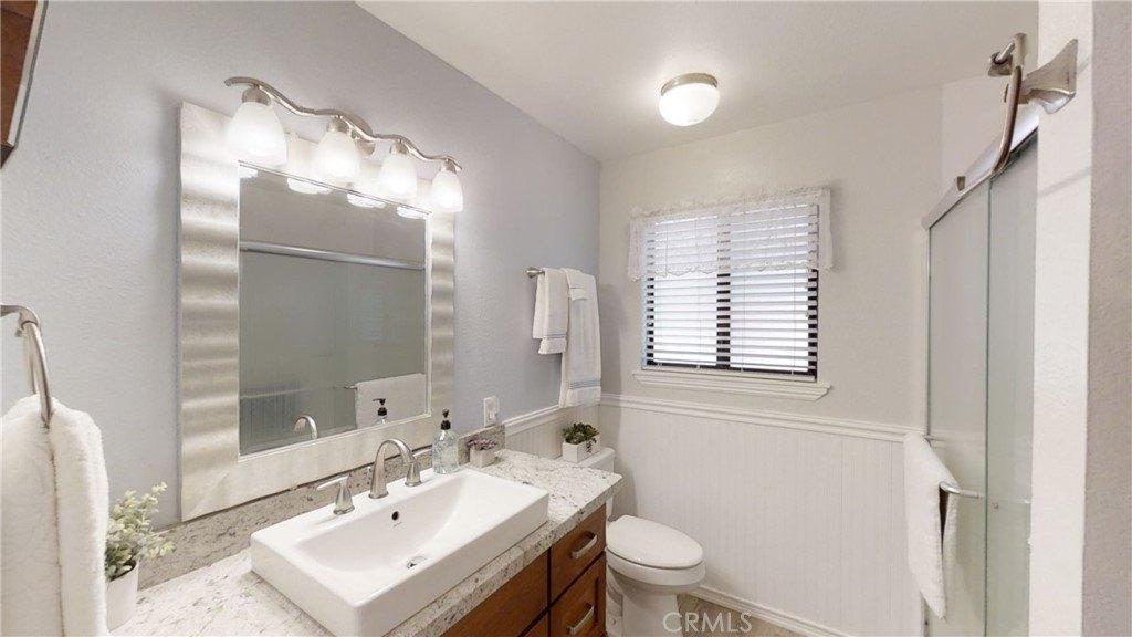 Leicester Dr, Magalia, CA 95954