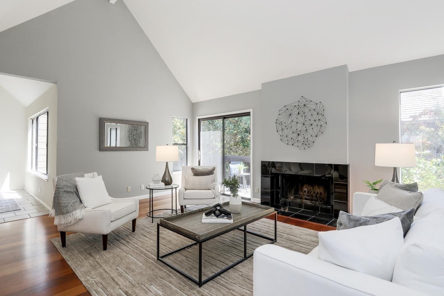 Thain Way, Palo Alto, CA 94306