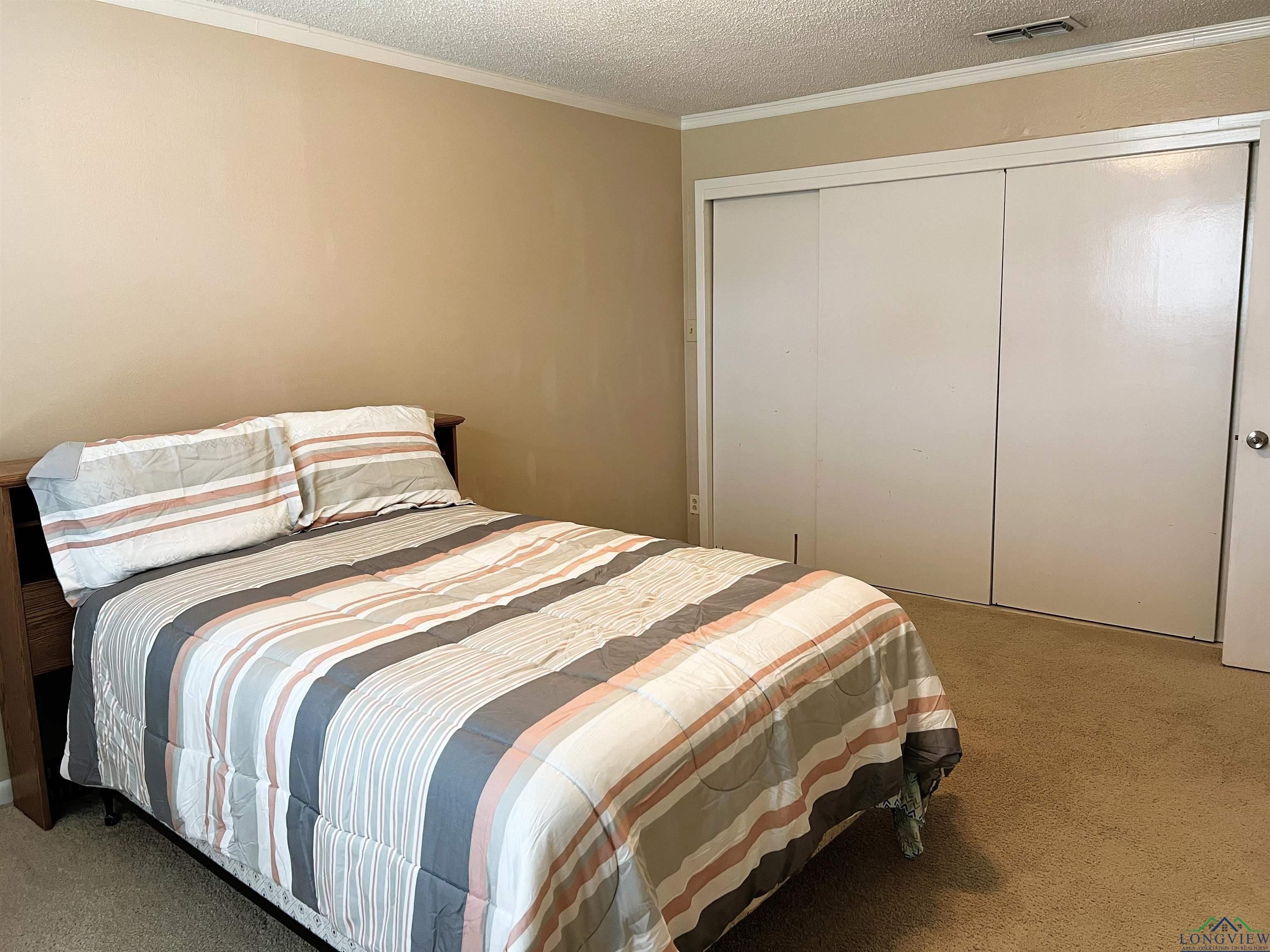 Sheffield Dr, Longview, TX 75605