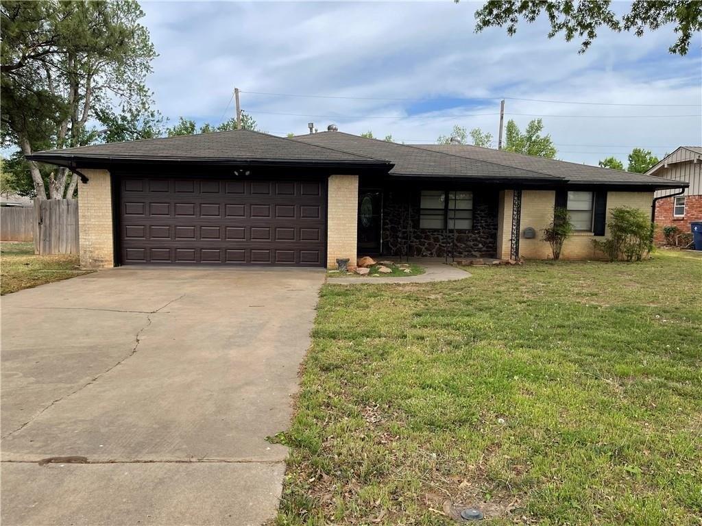 Elmhurst Dr, Chickasha, OK 73018