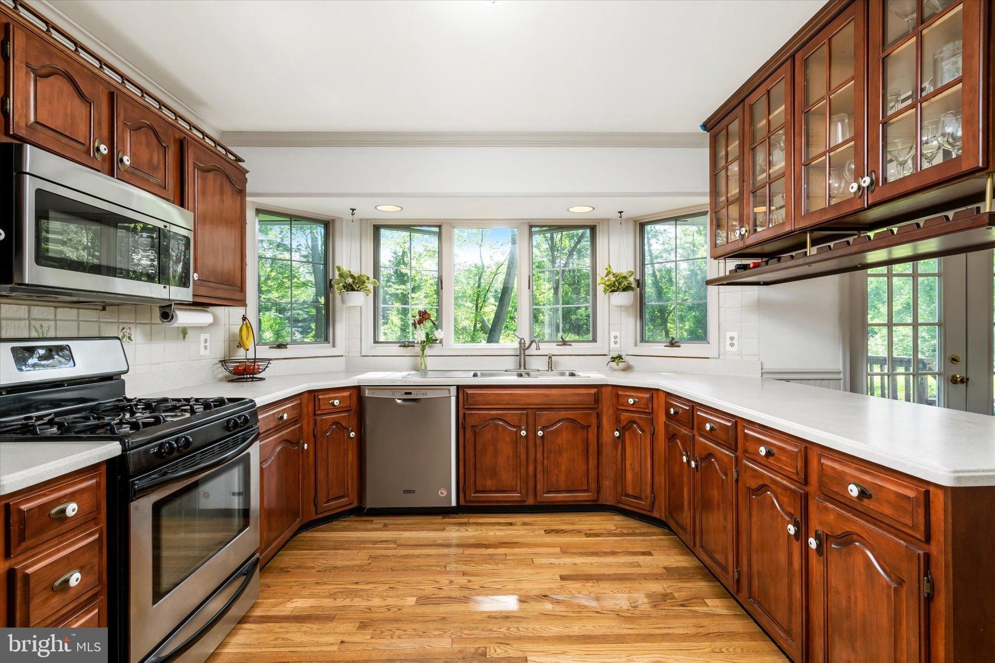 Meadowbrook Dr, East Windsor, NJ 08520