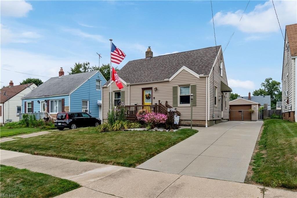 Austin Ave, Akron, OH 44306