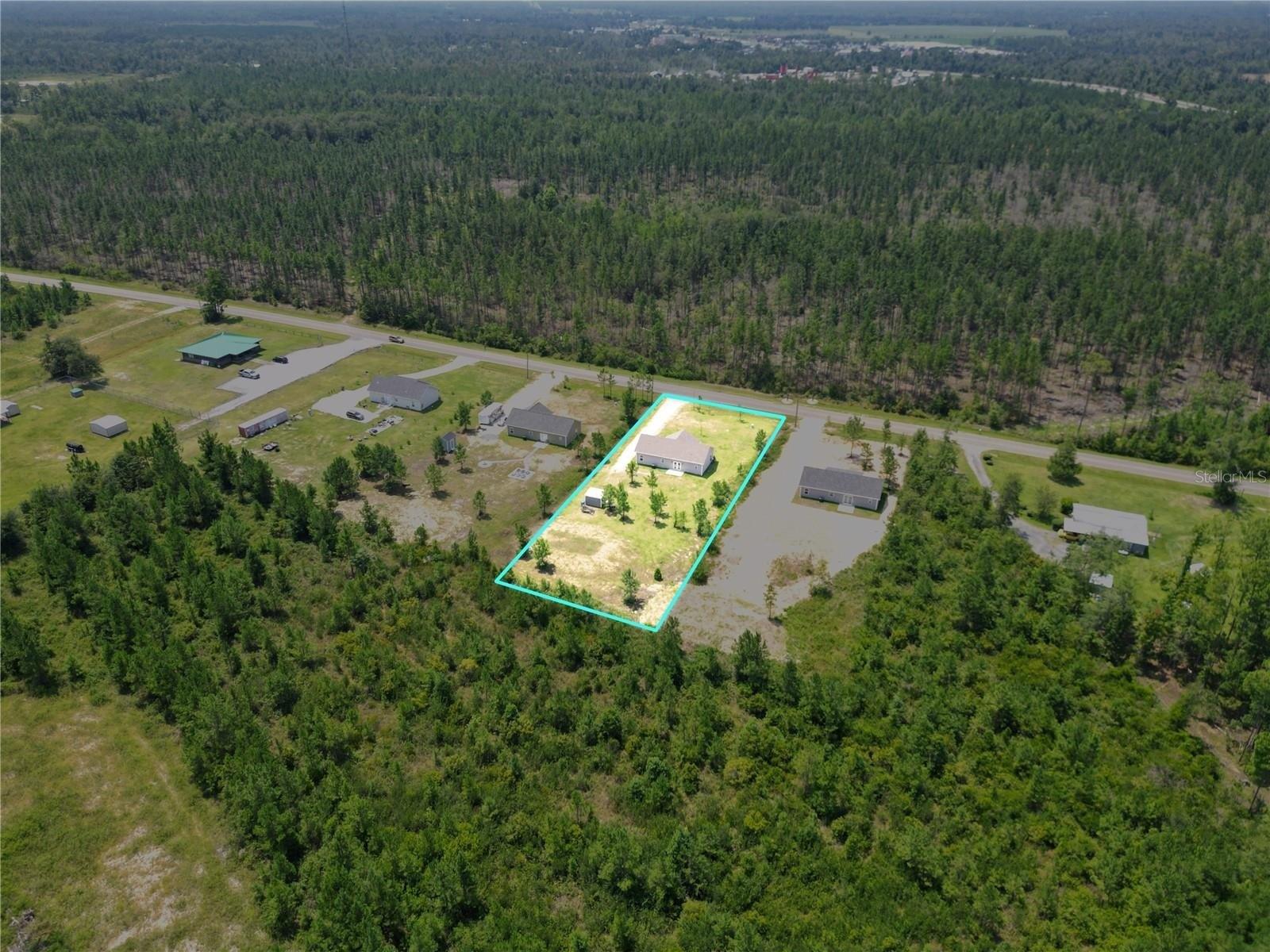 Old Spanish Trl, Marianna, FL 32448