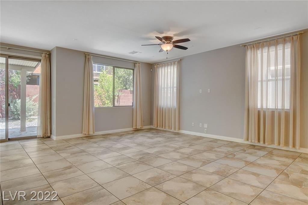 Hickory Bark Rd, Las Vegas, NV 89135