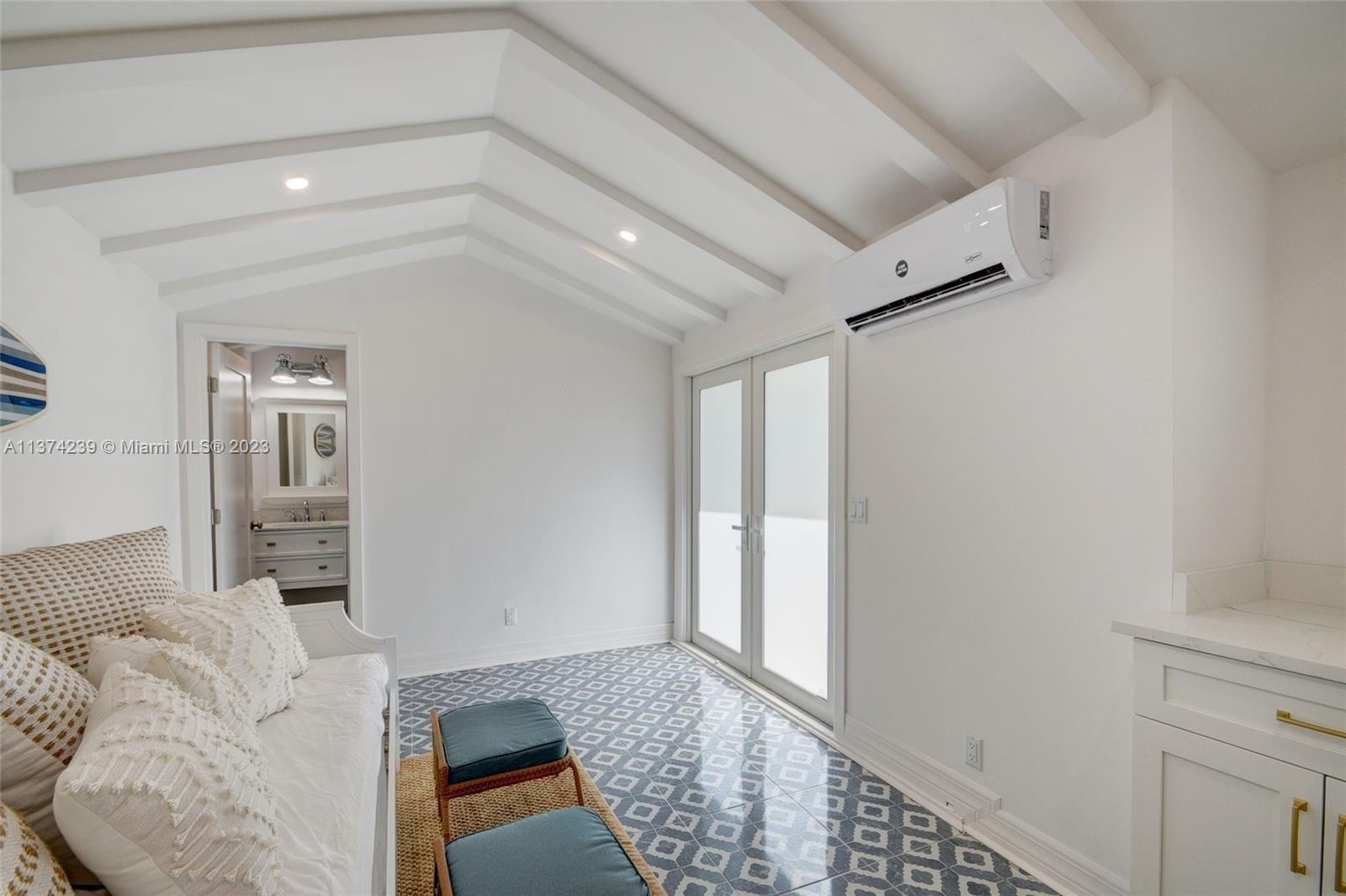 Walton Blvd, West Palm Beach, FL 33405
