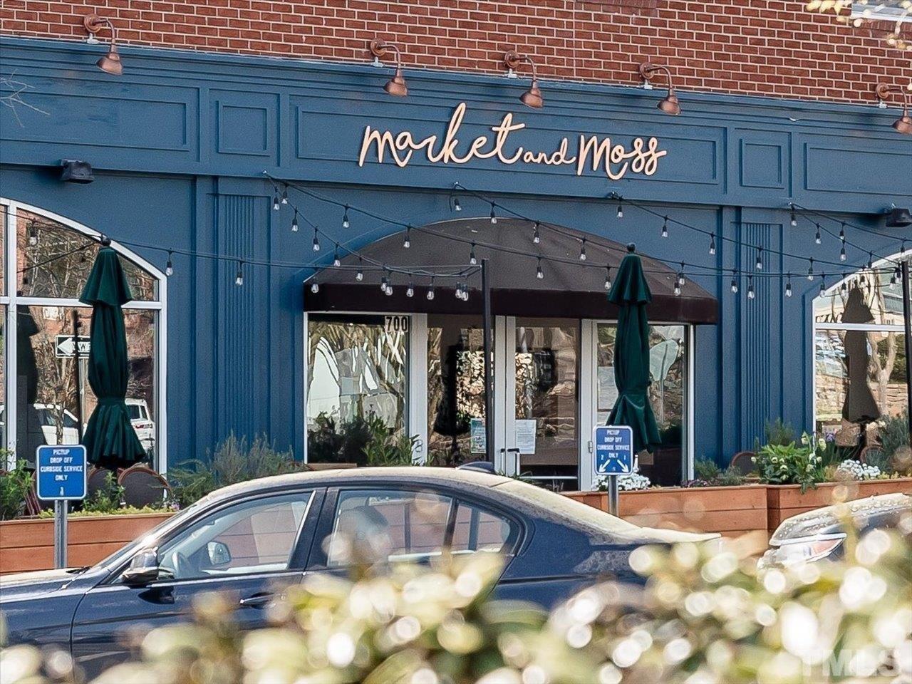 Highgrove Dr, Chapel Hill, NC 27516