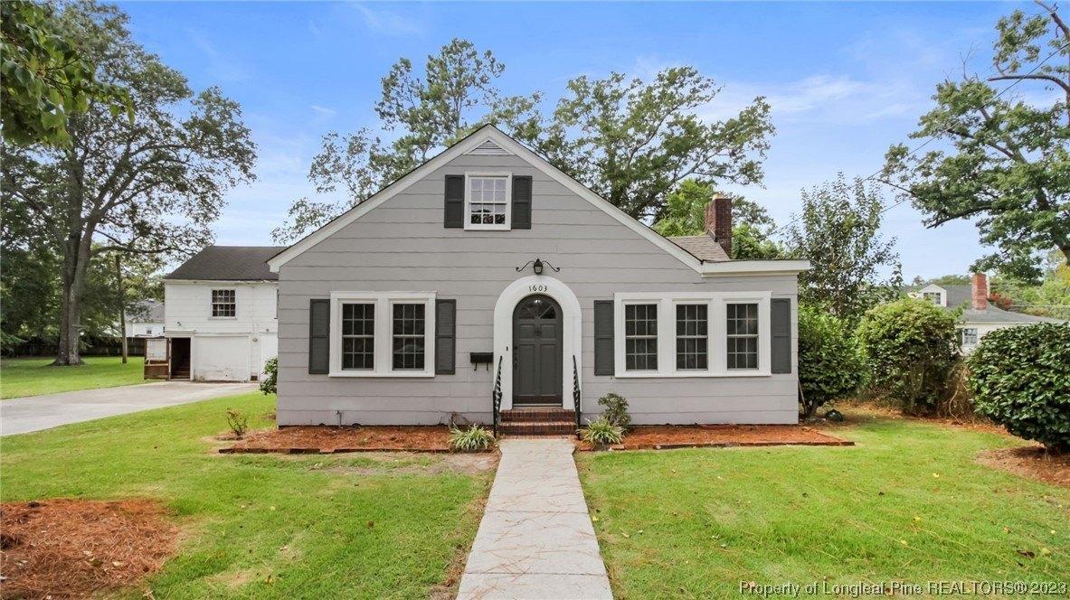 N Mcmillan Ave, Lumberton, NC 28358