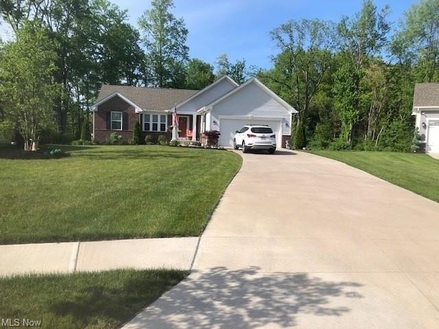 Annie Ln, North Ridgeville, OH 44039