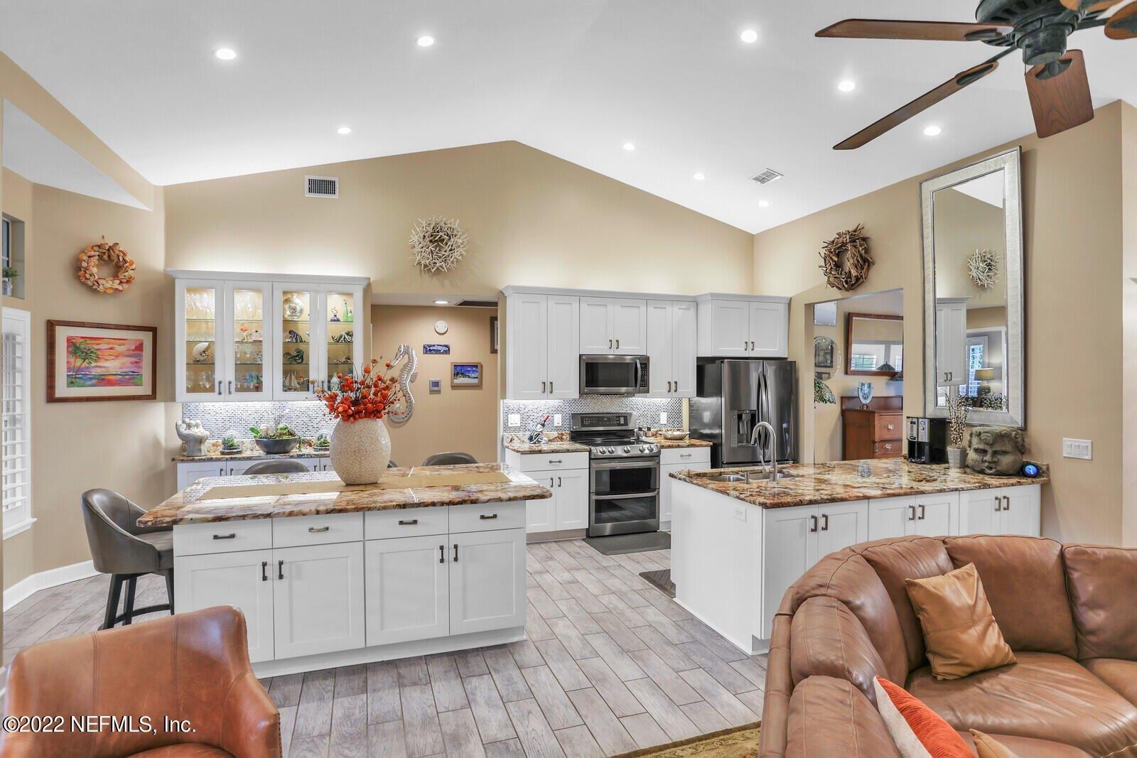 Blue Heron Ln, Jacksonville Beach, FL 32250