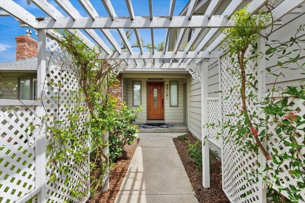 N Wisteria Pl, Boise, ID 83713