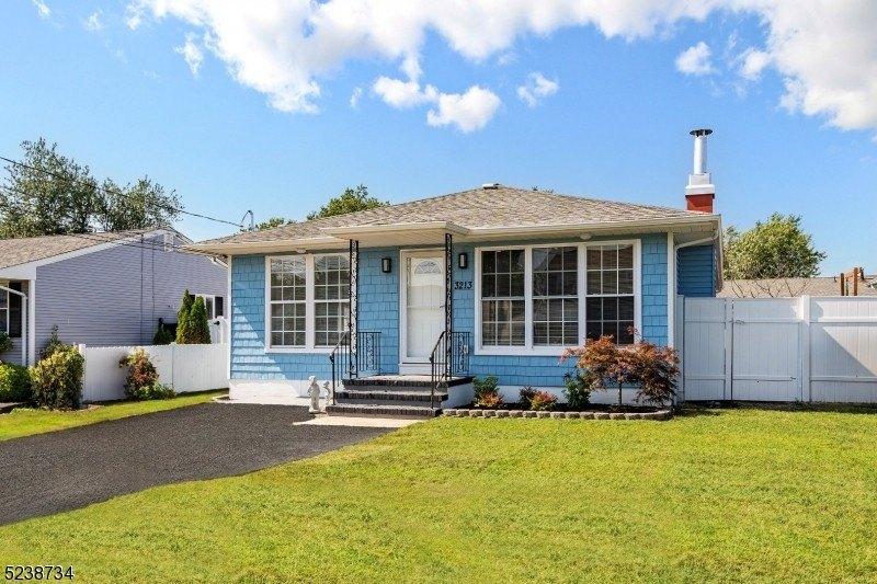 Mattapan Ave, Point Pleasant Boro, NJ 08742