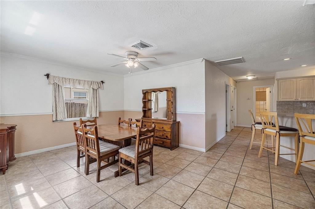 Glenoak St N, Saint Petersburg, FL 33703