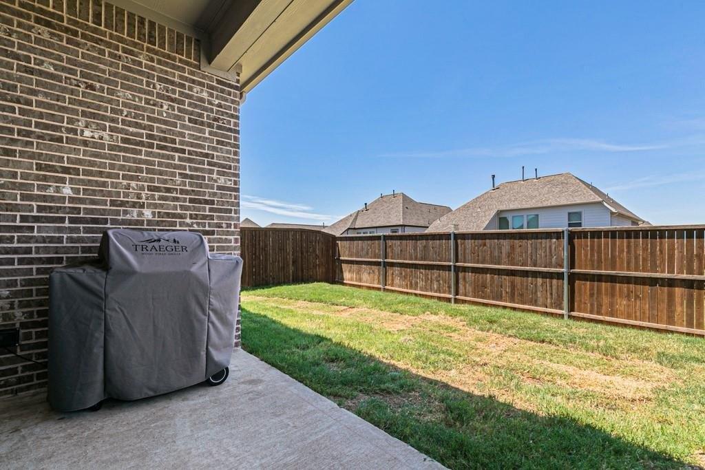 Harlow Ln, Forney, TX 75126