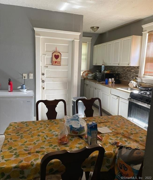 Maple St, New Haven, CT 06511