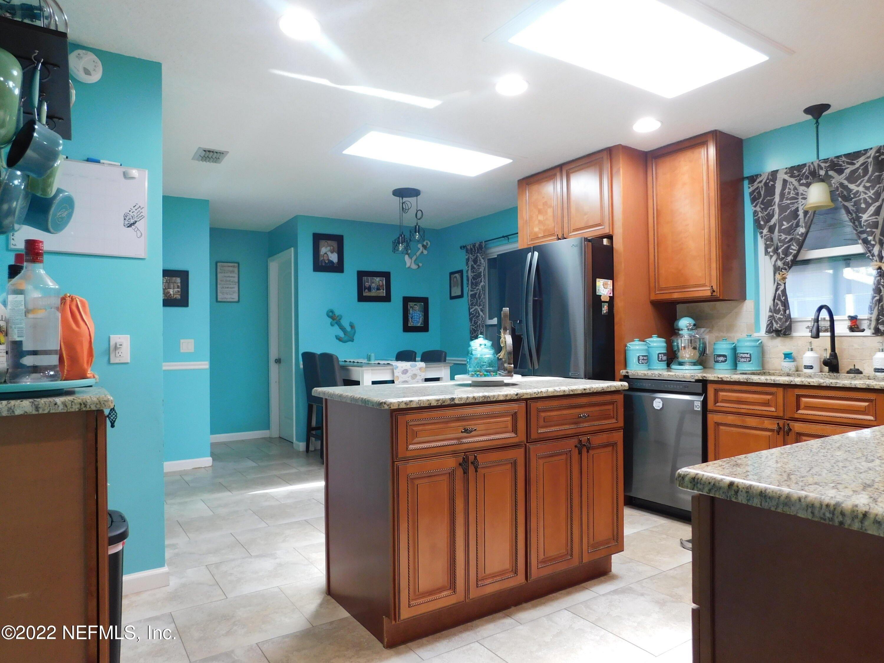 Bottomridge Dr, Orange Park, FL 32065