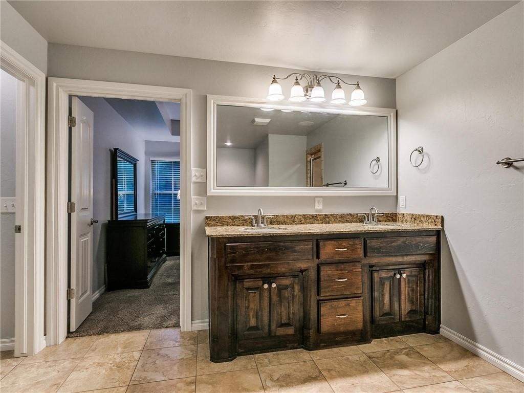 Southern Shores Dr, Norman, OK 73026
