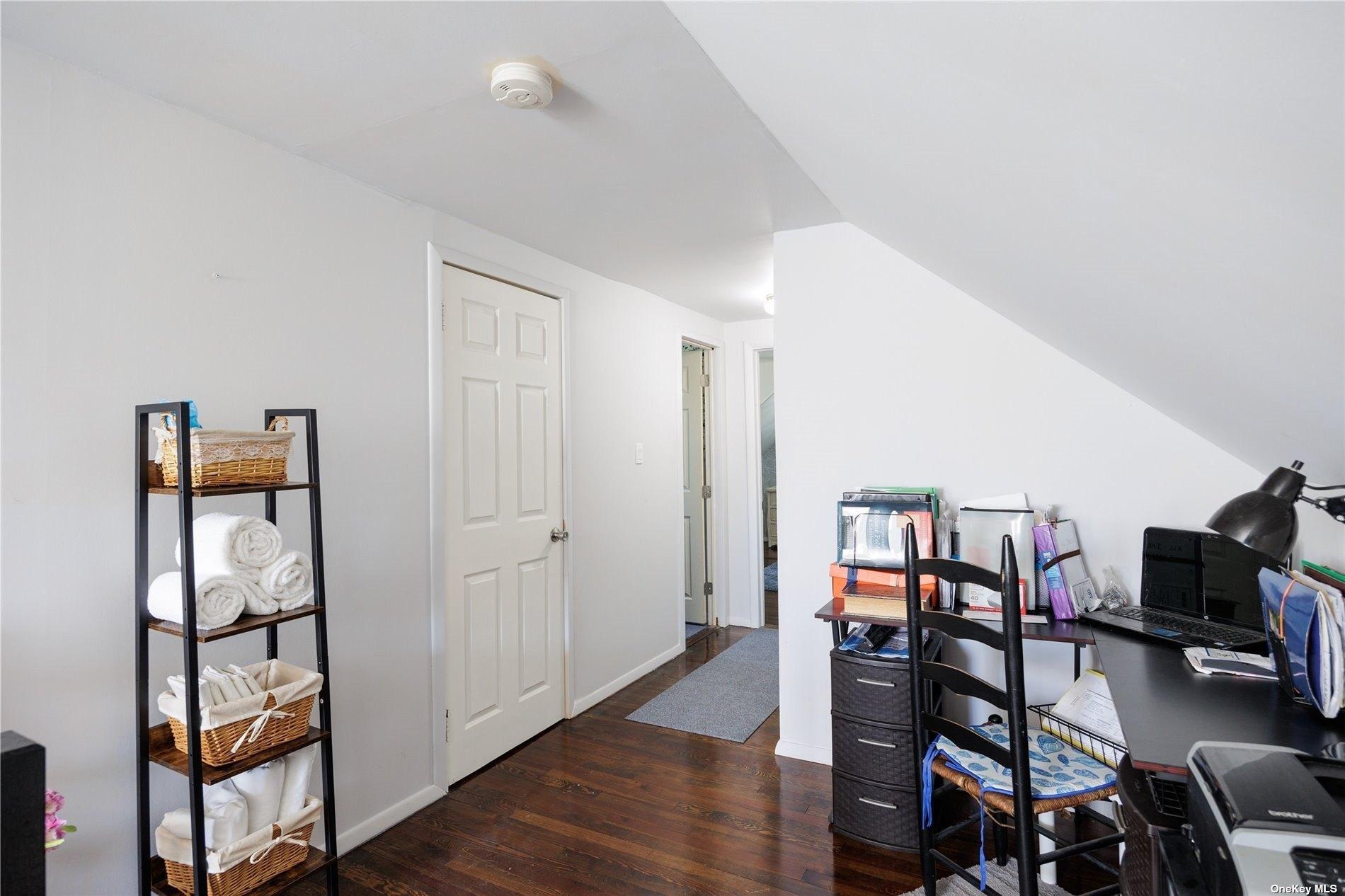 Burling Ln S, West Islip, NY 11795