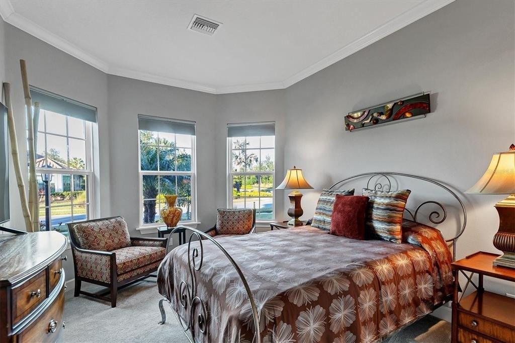 Lago Maggio St, Sarasota, FL 34238