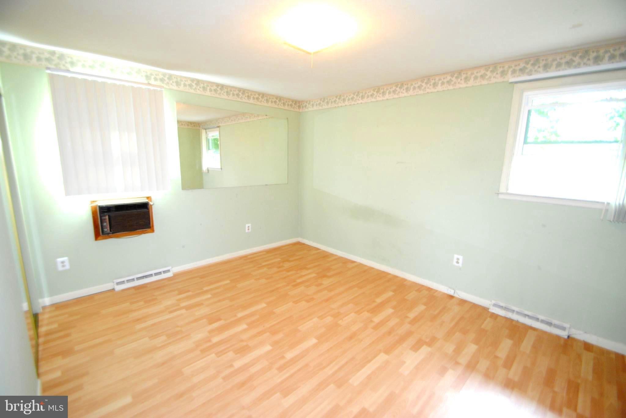 E Church St, Blackwood, NJ 08012