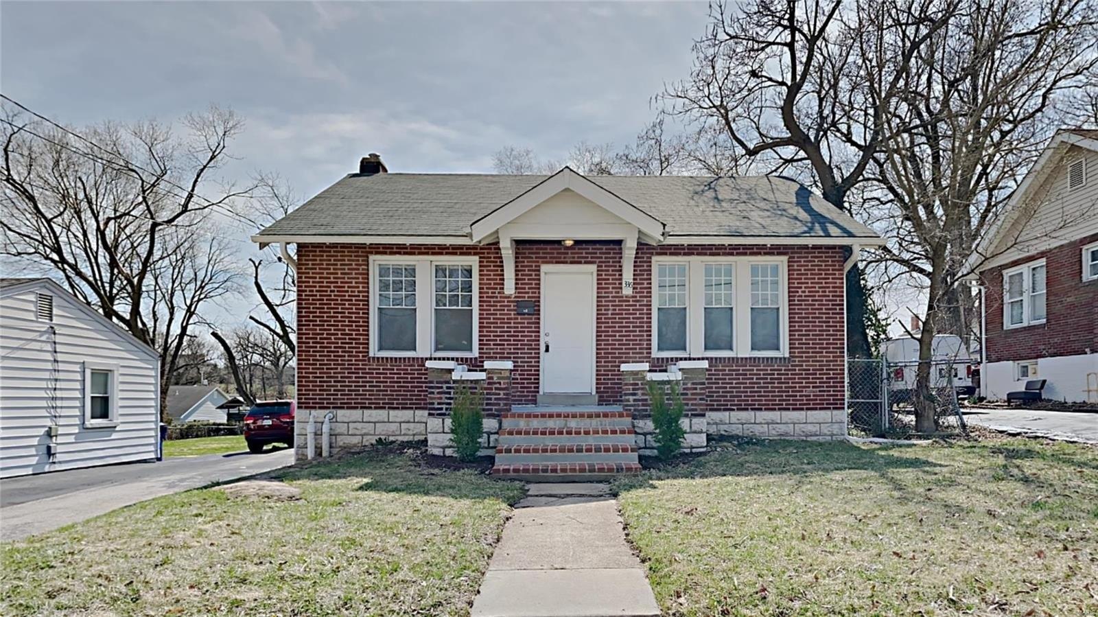 Madison Ave, Saint Louis, MO 63119