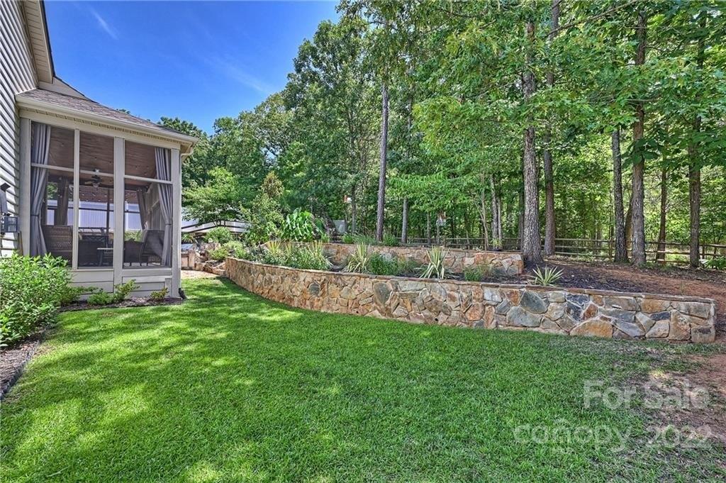 Adison Gray Ln, Charlotte, NC 28270