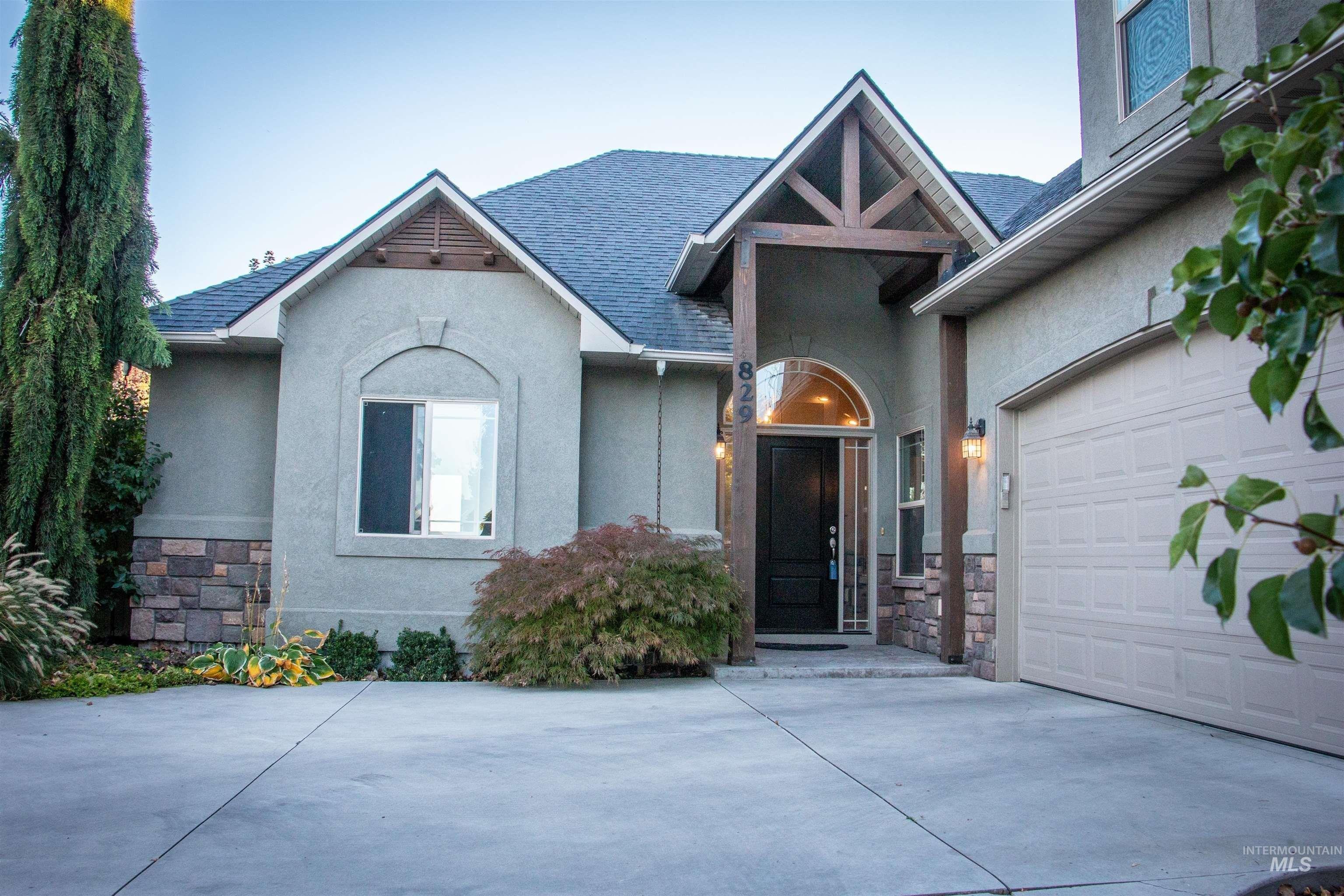 W Mountain Ash Loop, Nampa, ID 83686