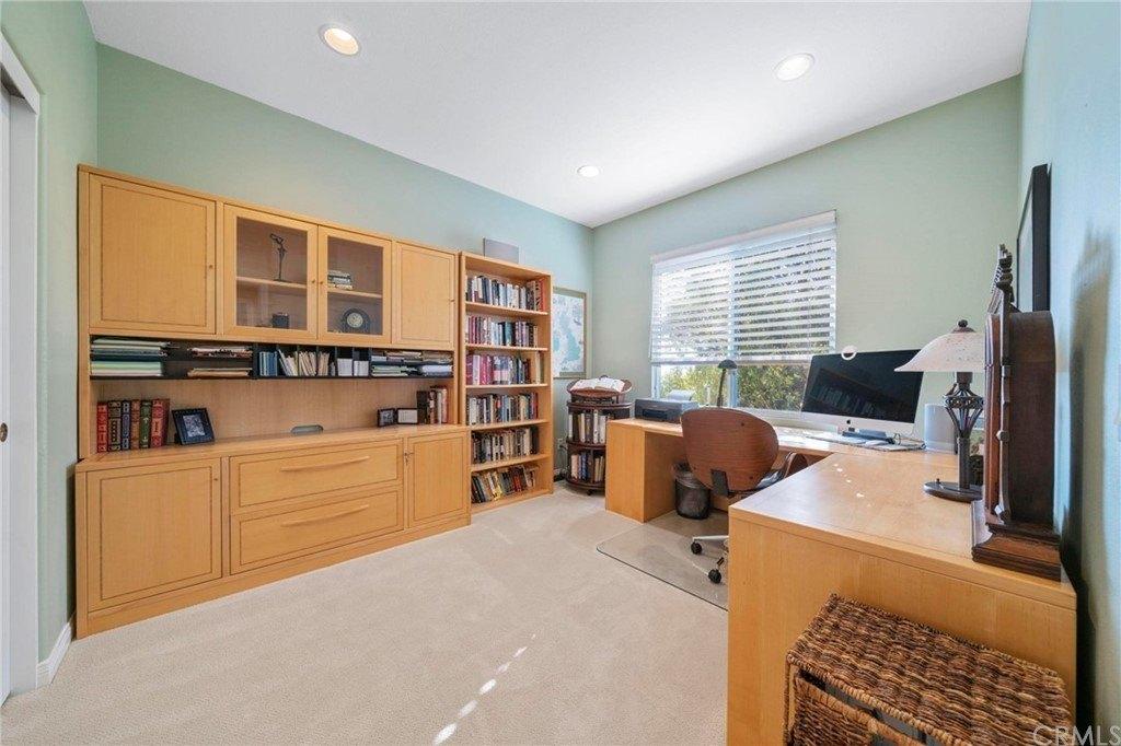 N Wisteria Ln, Orange, CA 92867