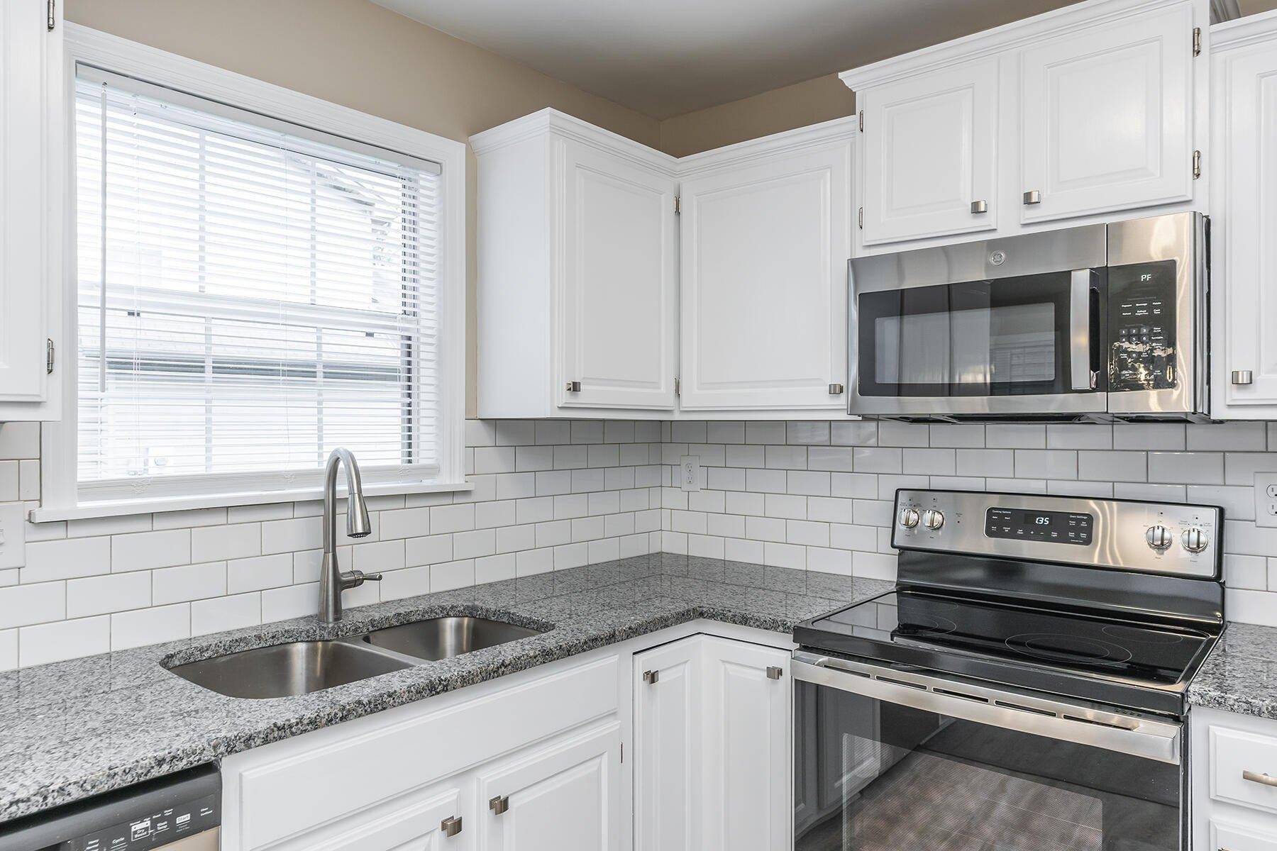Ashford Ln, Lexington, KY 40515