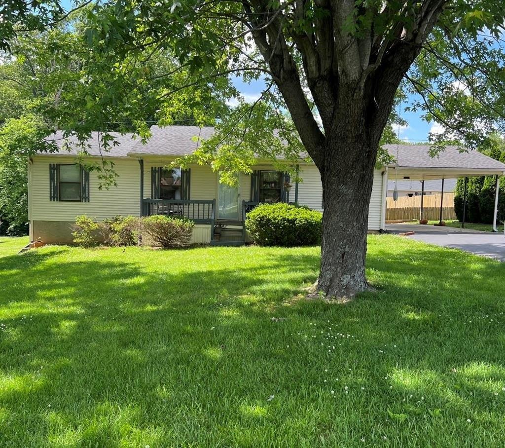 Chitwood Dr, Lafayette, TN 37083