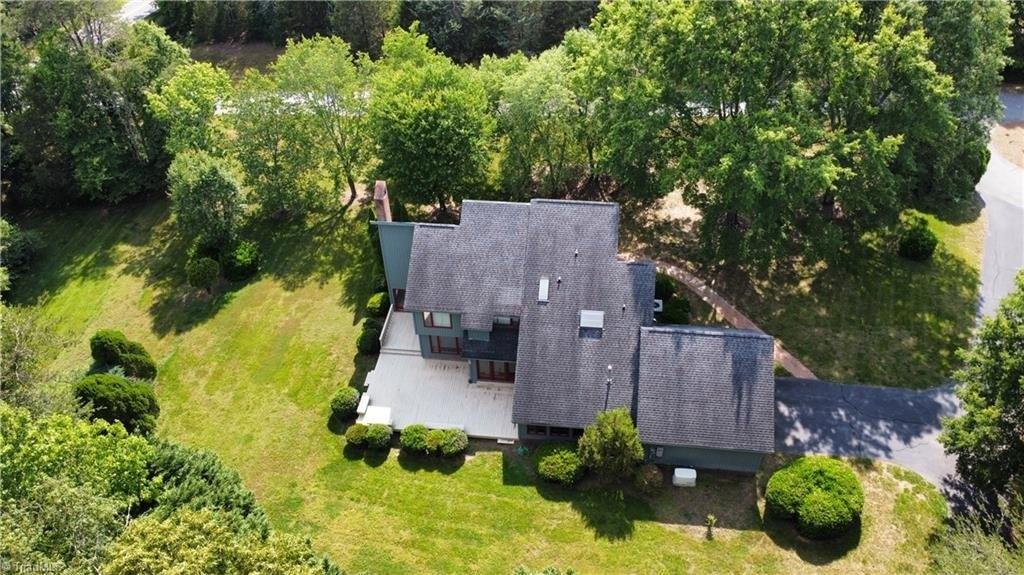 Crows Nest Ln, Greensboro, NC 27455