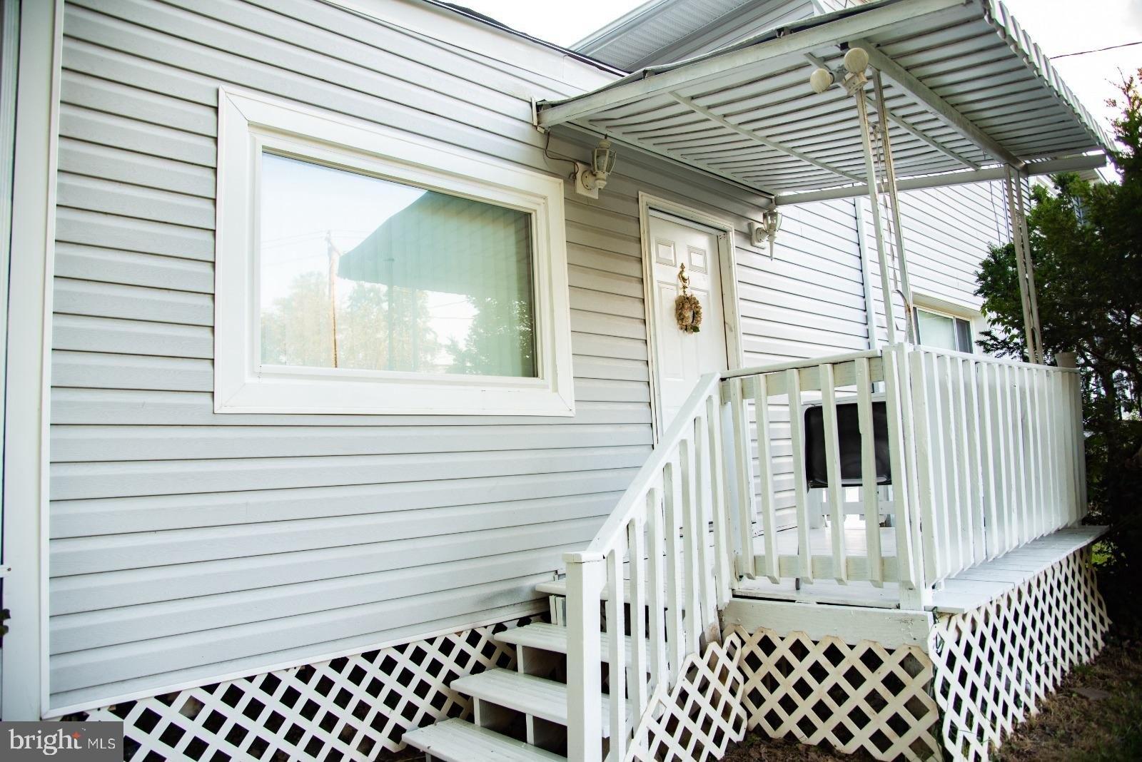 Allison Cir, Fairfax, VA 22030