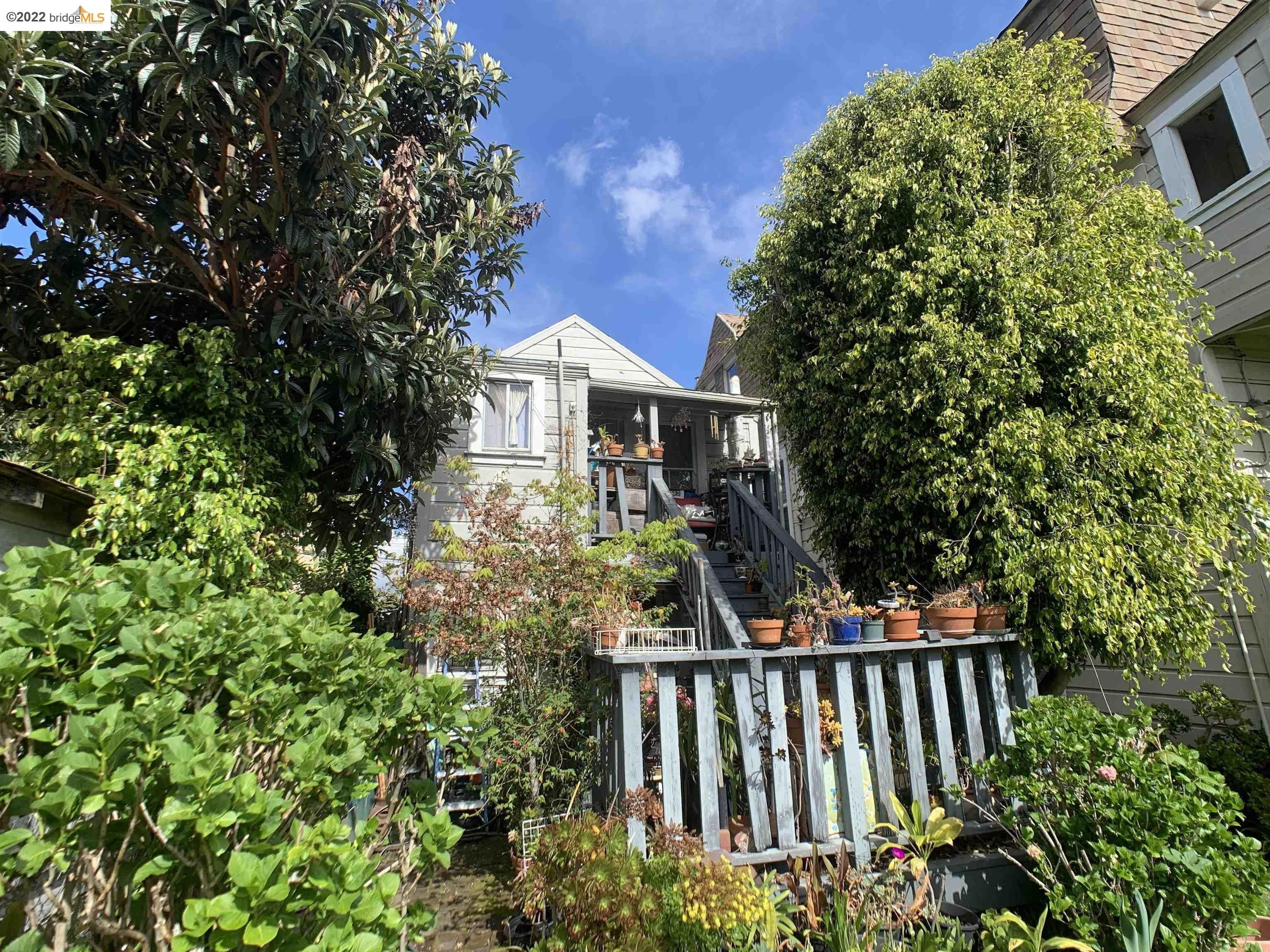 7th Ave, Oakland, CA 94606