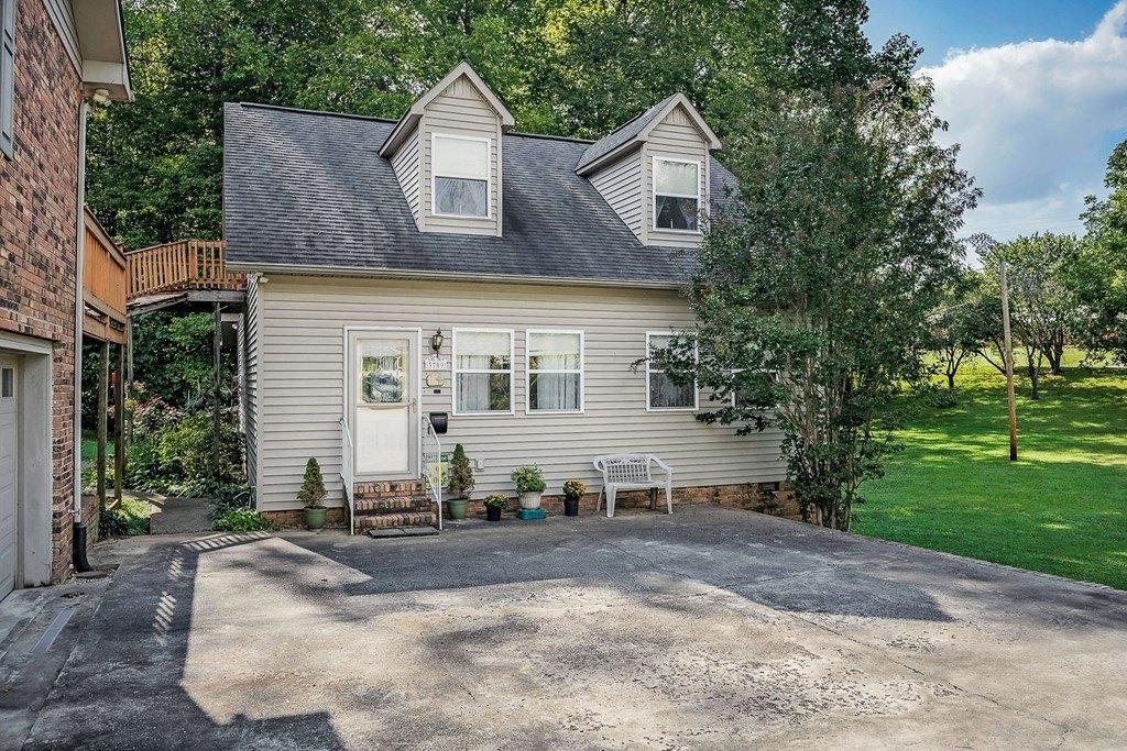Bartlett Dr, Cookeville, TN 38506