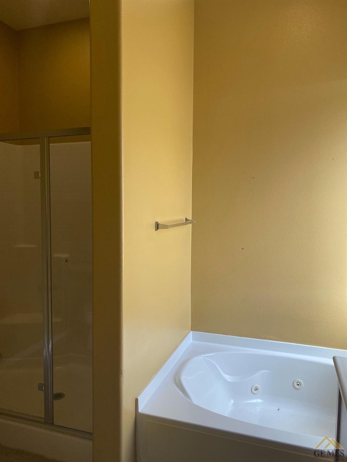 Copper Crest Dr, Bakersfield, CA 93306
