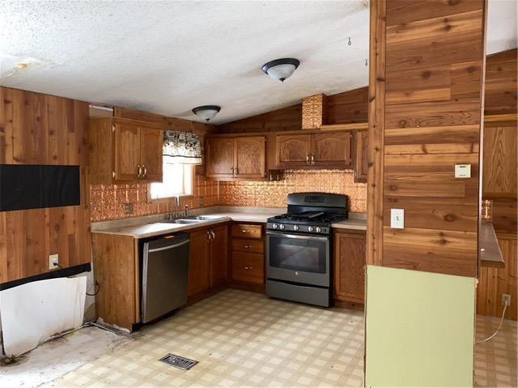 48th Ave Nw, Walker, MN 56484