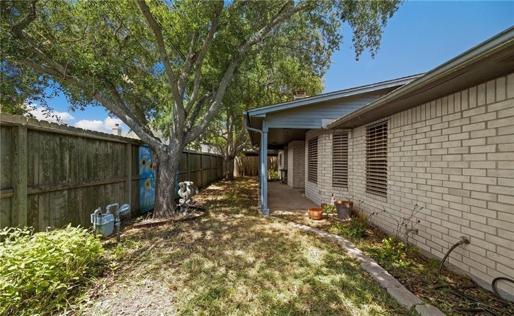 Shady Creek Ln, Corpus Christi, TX 78414