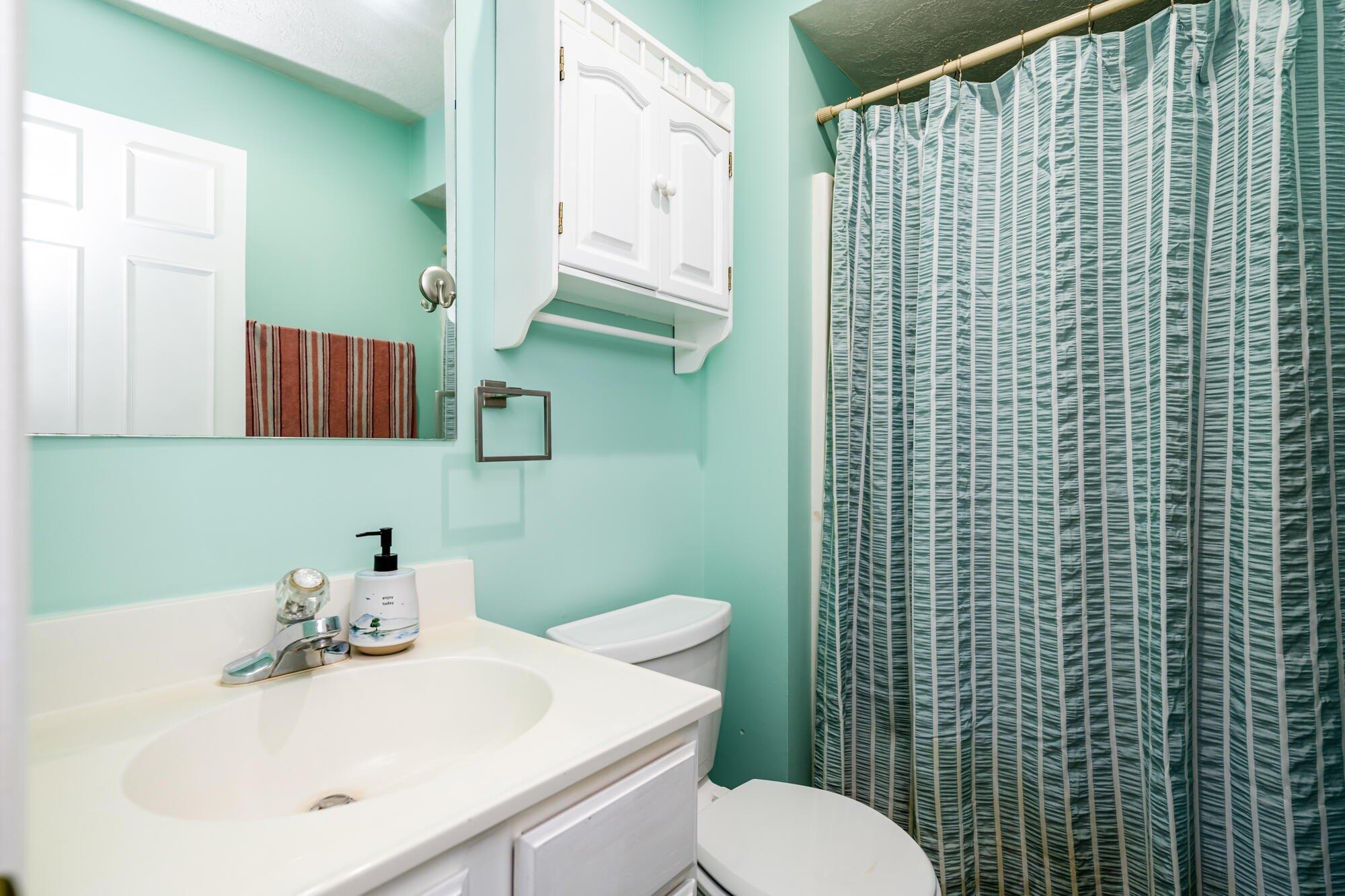 Lincoln Pines Pl, Saint Joseph, MI 49085