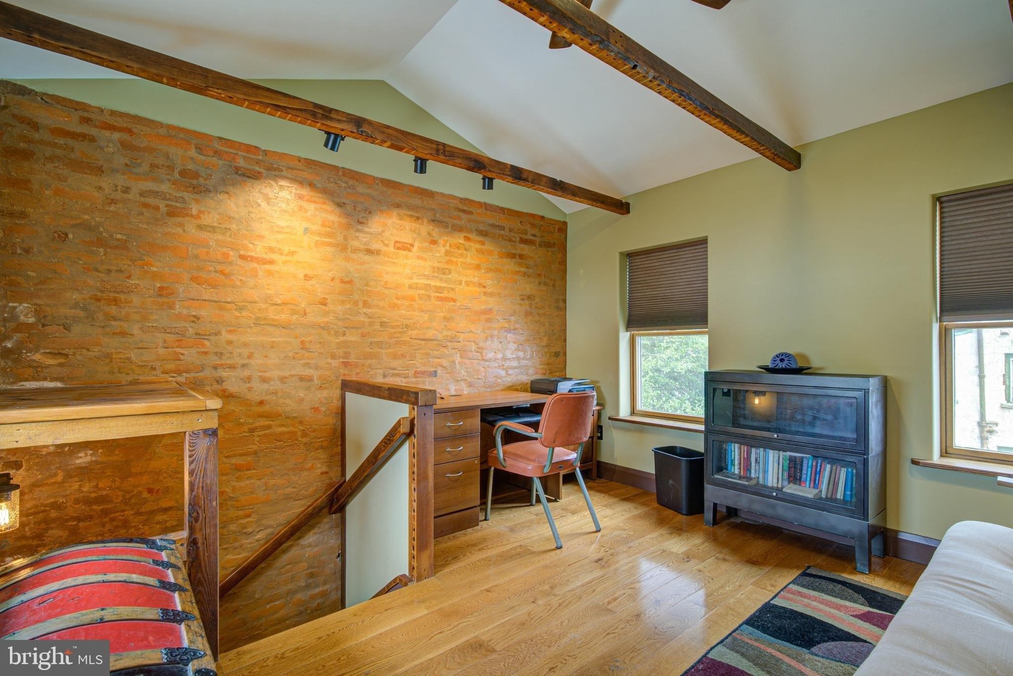 N Leithgow St, Philadelphia, PA 19122