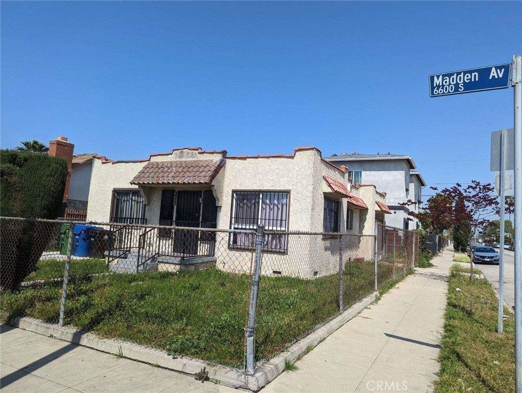 Madden Ave, Los Angeles, CA 90043