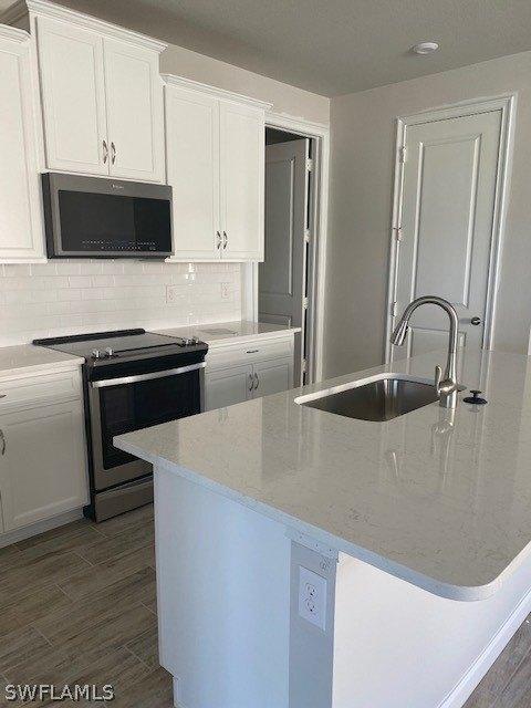 Good Life St, Fort Myers, FL 33966