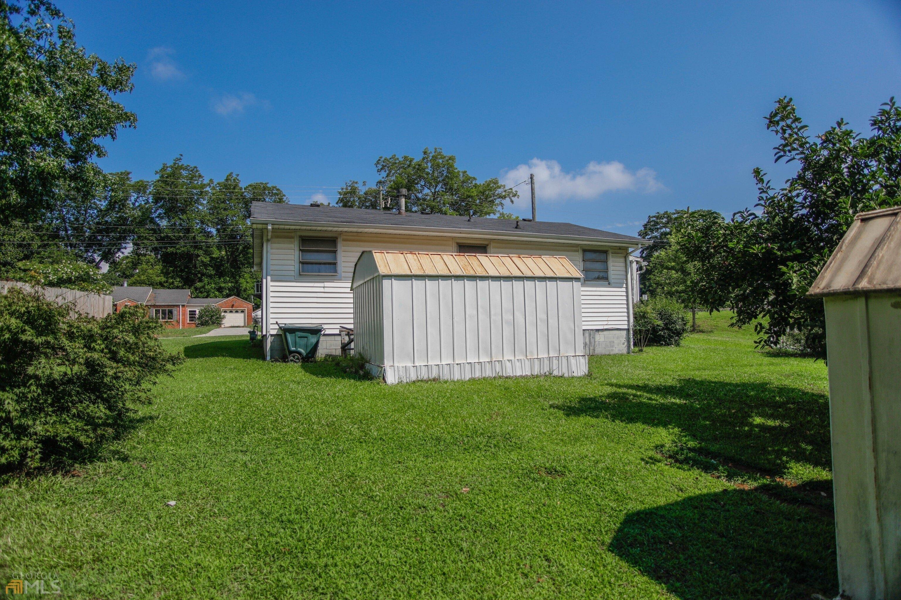 Mitchell St, Flowery Branch, GA 30542