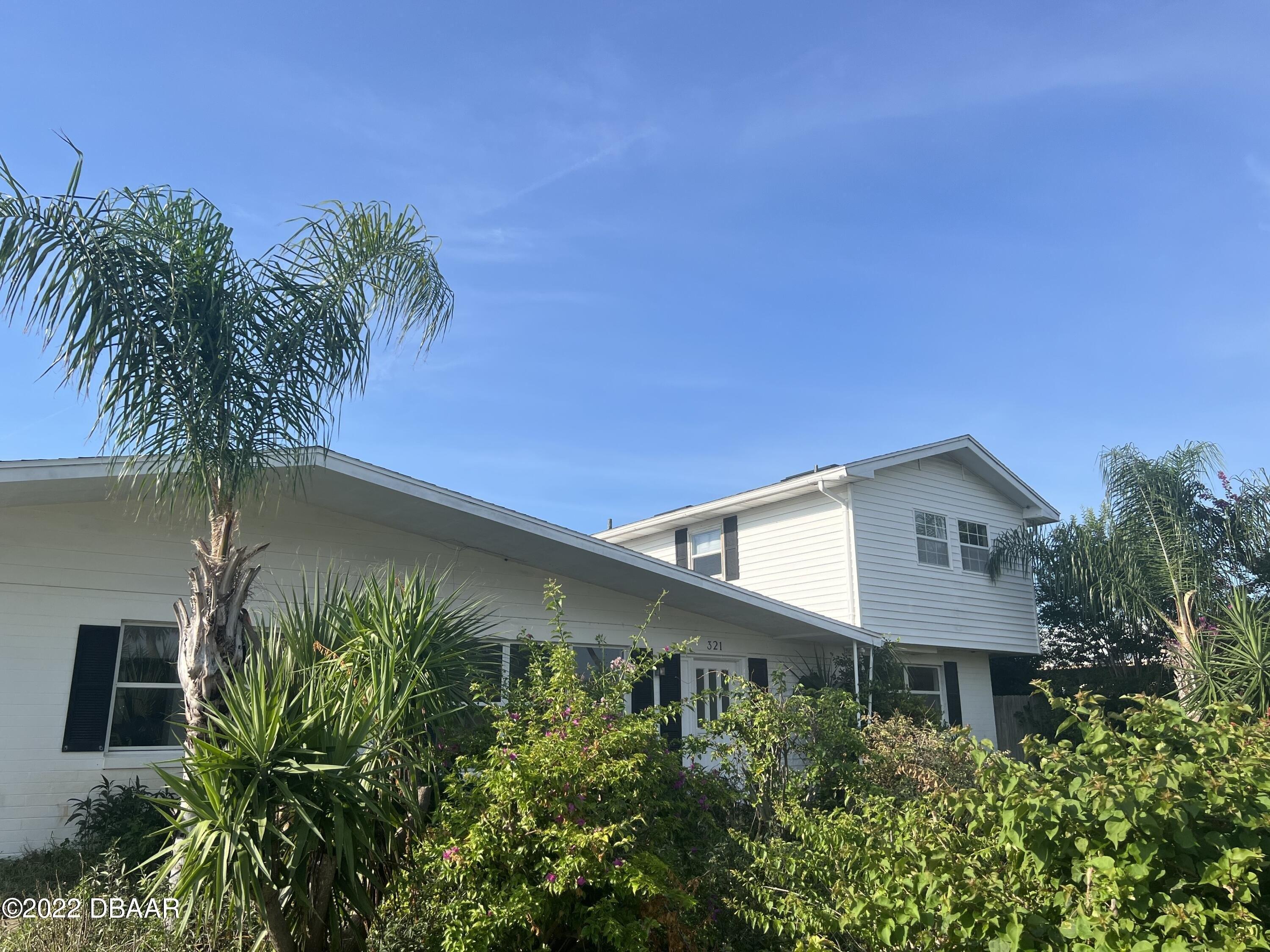 Cornell Dr, Daytona Beach, FL 32118