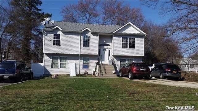 Jefferson Ave, Wyandanch, NY 11798