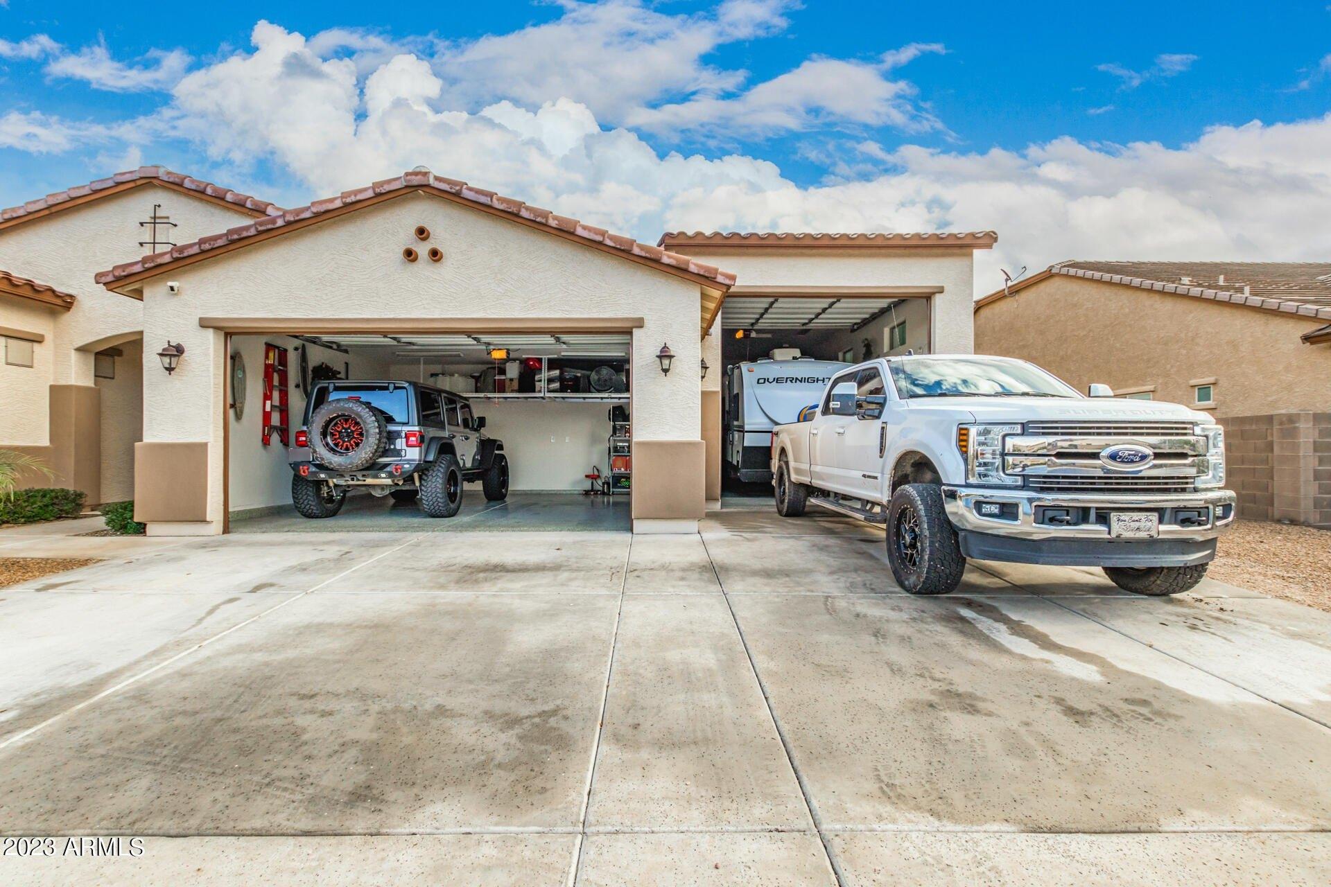 N 183rd Dr, Surprise, AZ 85388