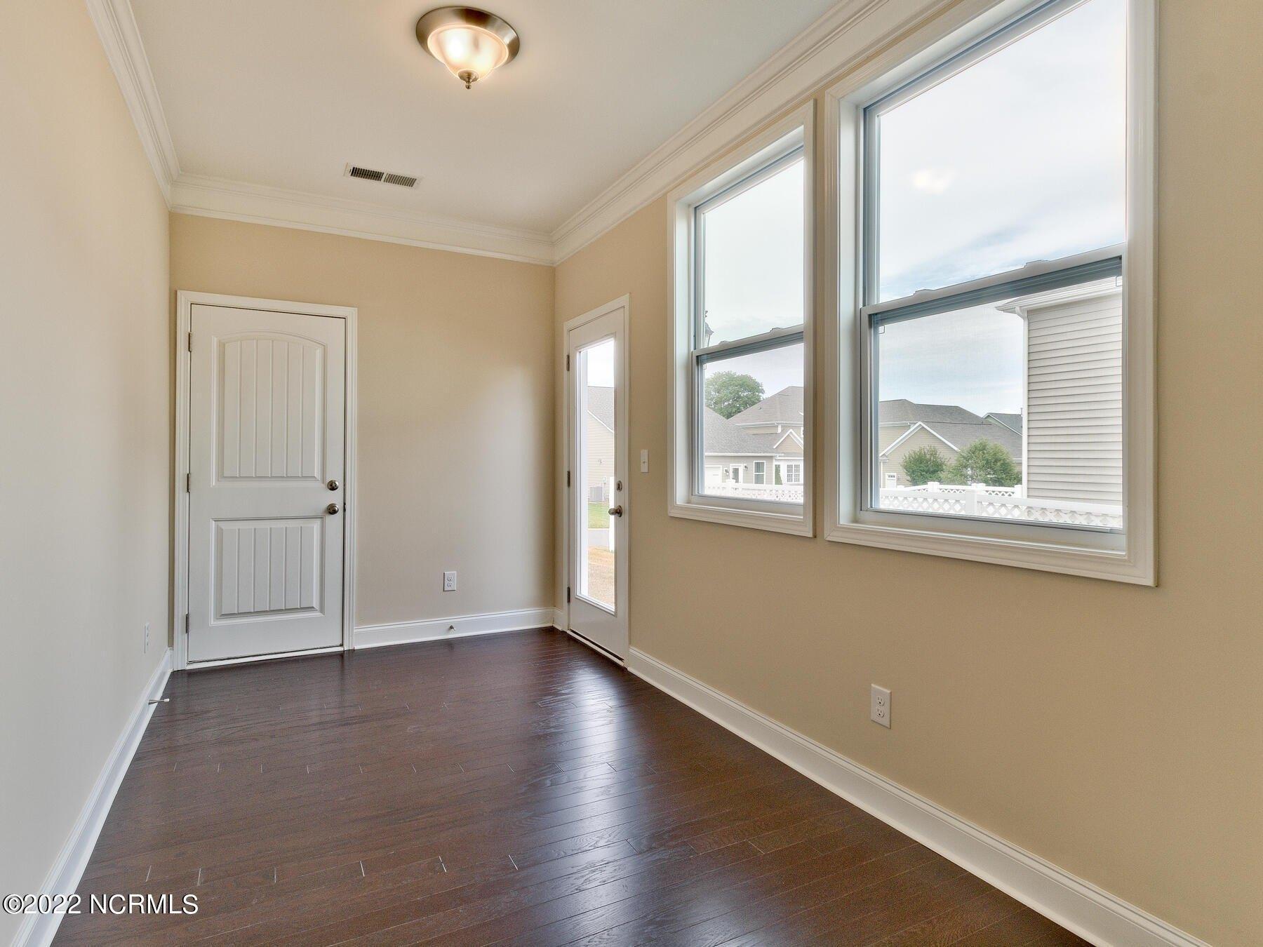 Spivey Cir, New Bern, NC 28562